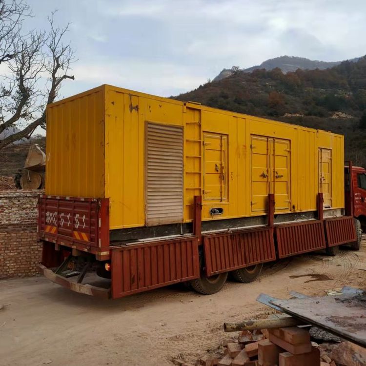 南郊200kW 发电机组在带电阻性负载时，输出功率会受到哪些因素的影响？