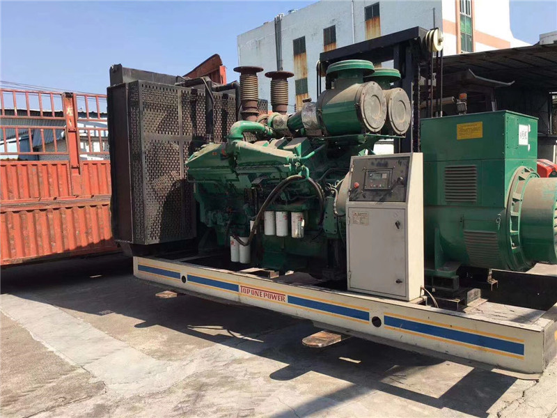南郊如何判断柴油发电机组的机油温度是否达到了合适的预热温度？